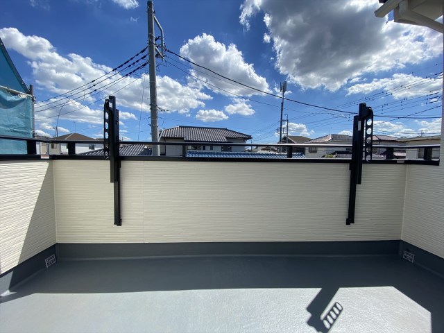 陽当たり良好南東向きワイドバルコニー（施工例）