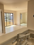 リビングと一体のように使える和室は、リビングからもよく見えます♪