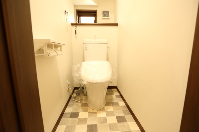 トイレの床も個性あるデザイン